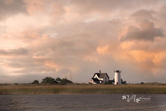 Stage_Harbor_Lighthouse-1